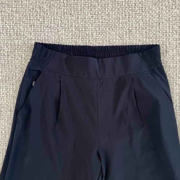 Athleta Brooklyn Wide Leg Crop Pant - black, size 2 - Picture 3 of 6